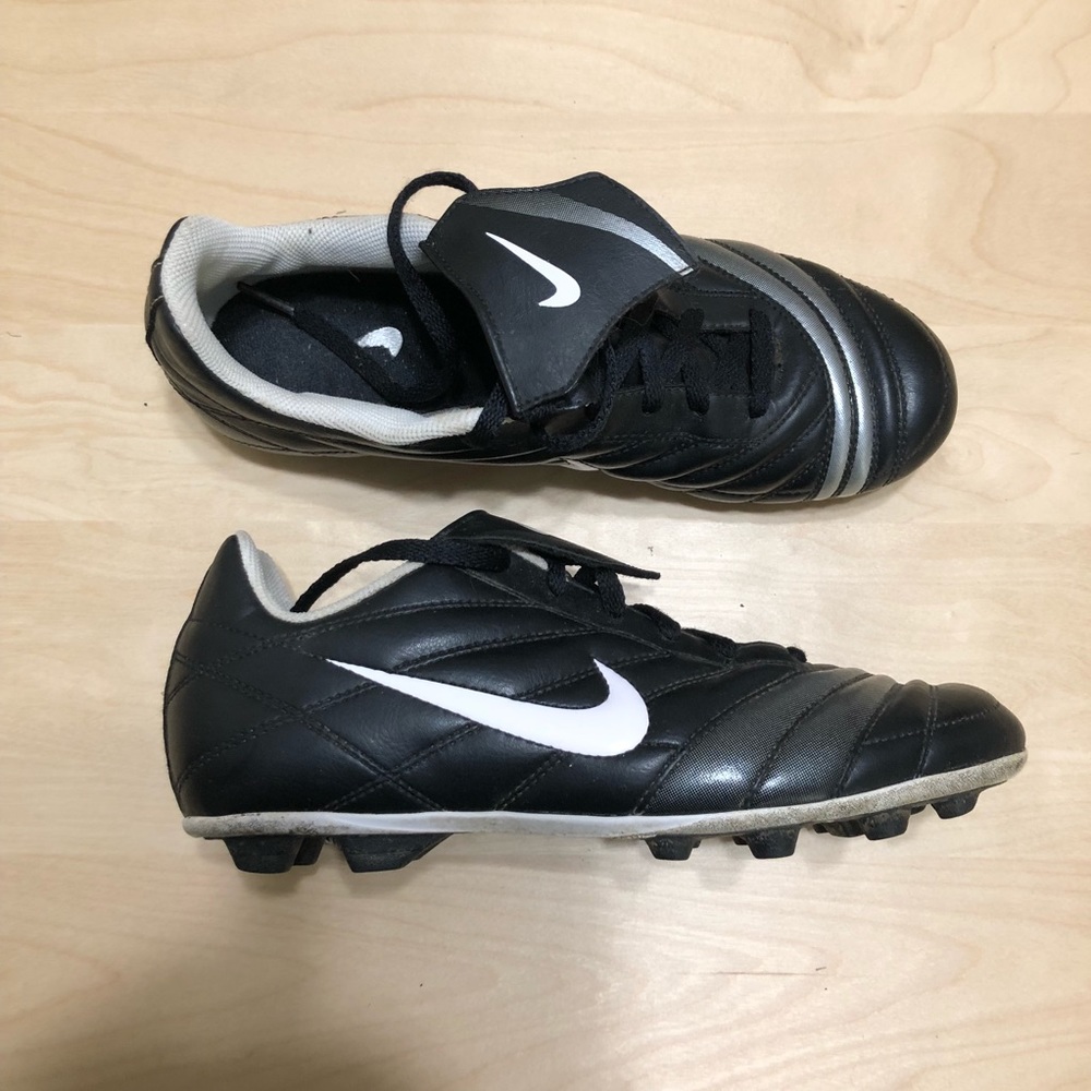 Nike Soccer cleats shoes